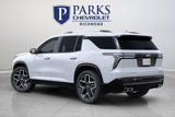 New 2026 Chevrolet Traverse High Country image 3