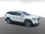 Used 2024 GMC Terrain SLT image 2