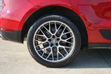 Used 2017 Porsche Macan S image 3