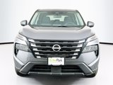 Used 2024 Nissan Rogue SV image 2