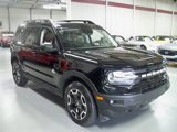 Used 2024 Ford Bronco Sport Outer Banks w/ Tech Package image 3