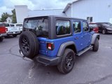 Used 2025 Jeep Wrangler Sport image 5