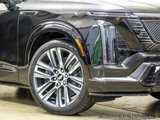 New 2026 Cadillac Vistiq Platinum w/ LPO, Floor Liner Package image 3