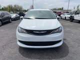 Used 2022 Chrysler Voyager LX image 2