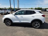 Used 2022 Buick Encore GX Select image 2