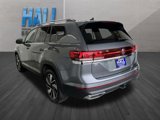 Certified 2024 Volkswagen Atlas SE image 4