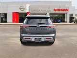 New 2025 Nissan Pathfinder Platinum w/ Black Appearance Package image 4