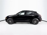 Used 2025 Porsche Macan image 2