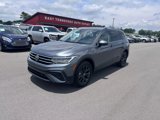 Used 2024 Volkswagen Tiguan SE image 2