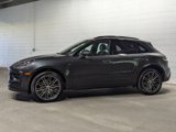 Used 2025 Porsche Macan image 2