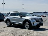 New 2025 Ford Explorer Active w/ Active Comfort Package image 2