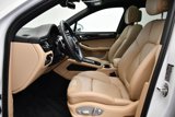 Used 2025 Porsche Macan image 5