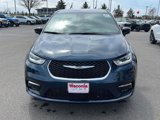 New 2025 Chrysler Pacifica Select image 3