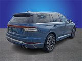 Used 2025 Lincoln Aviator Black Label image 4