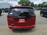 New 2025 Chrysler Pacifica Select w/ Uconnect Theater Family Group image 5
