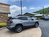Used 2024 GMC Terrain SLT image 4