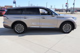 Used 2021 Lincoln Aviator Reserve w/ Equipment Group 201A image 4