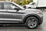 Used 2022 Ford Explorer XLT w/ Equipment Group 202A image 4