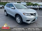 Used 2016 Nissan Rogue SV image 2