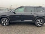New 2025 Volkswagen Atlas SE image 2