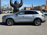 Used 2022 Lincoln Nautilus Reserve image 5