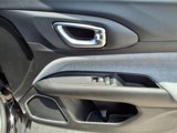 New 2025 Jeep Compass Latitude image 4