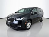 New 2026 Chrysler Pacifica Select image 4