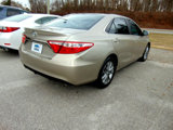 Used 2016 Toyota Camry SE image 3