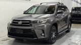 Used 2017 Toyota Highlander SE image 2