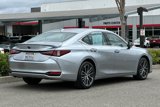 Used 2024 Lexus ES 300h w/ Premium Package image 4