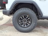 New 2025 Jeep Wrangler Unlimited Rubicon w/ XTREMEE 35" Tire Package image 4