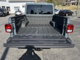 New 2025 Jeep Gladiator Sport image 5
