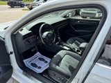 Used 2020 Volkswagen Passat 2.0T SEL image 2
