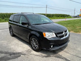 Used 2016 Dodge Grand Caravan SXT image 3