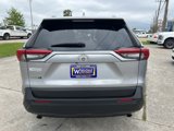 Used 2020 Toyota RAV4 LE image 5