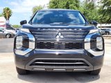 New 2025 Mitsubishi Outlander ES image 2