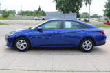 Used 2021 Hyundai Elantra SE w/ Cargo Package image 3