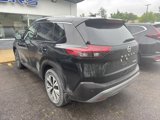Used 2021 Nissan Rogue SV image 3
