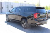 Used 2024 GMC Yukon XL AT4 image 2
