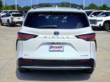 New 2025 Toyota Sienna Platinum image 5