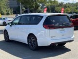 New 2026 Chrysler Pacifica Select image 4