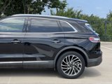 Used 2019 Lincoln Nautilus Reserve image 5
