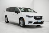 New 2025 Chrysler Pacifica Select image 4