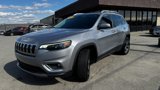 Used 2020 Jeep Cherokee Limited w/ Luxury Group image 3