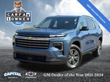 Used 2025 Chevrolet Traverse LT image 2