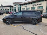 New 2025 Chrysler Pacifica Premium image 2