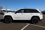 New 2025 Jeep Grand Cherokee Altitude image 2