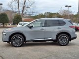 New 2025 Nissan Rogue Platinum image 4