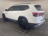 New 2025 Volkswagen Atlas Peak Edition SE image 6