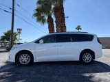 Used 2022 Chrysler Pacifica Touring-L image 2